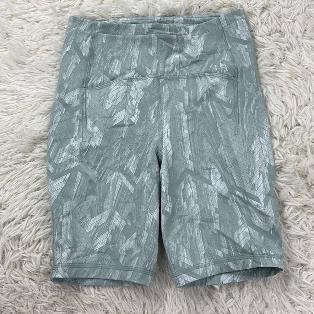 Lululemon Swift Speed High-Rise Short 8" Reverberate Chevron Jacquard Silver
